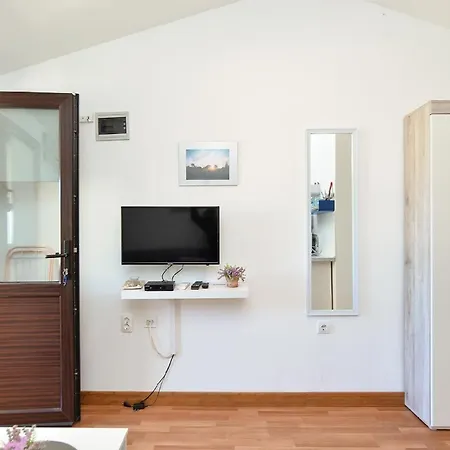 Fuer 2 Personen Ca 20 Qm In Fazana, Istrien Istrische Riviera