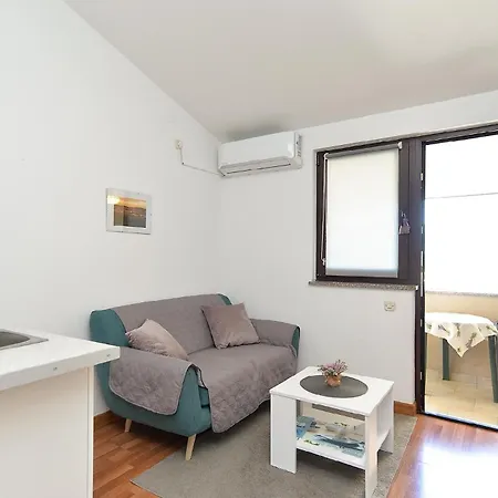Fuer 2 Personen Ca 20 Qm In Fazana, Istrien Istrische Riviera Apartment Fazana