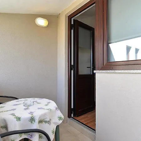 Fuer 2 Personen Ca 20 Qm In Fazana, Istrien Istrische Riviera *